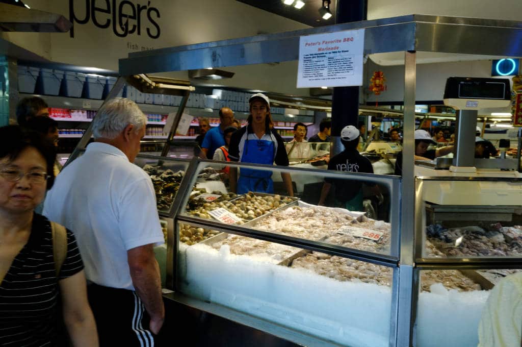 Les étales du fish market, marché au poisson de Sydney