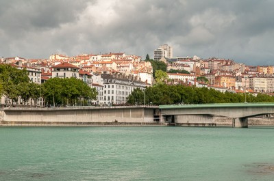 Balade sur les berges du Rhône à Lyon