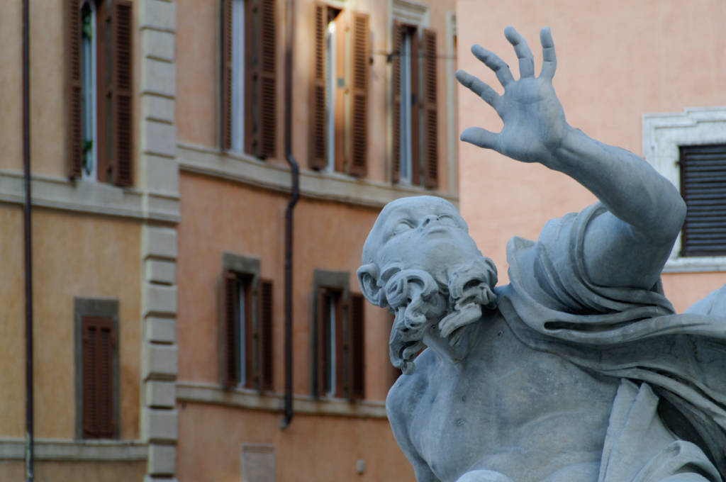 Fontaine Neptune Place Pavone a Rome