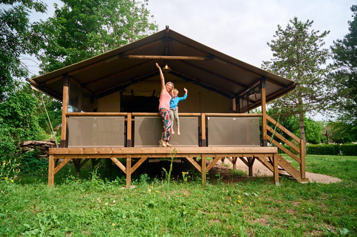 Camping en Franche-Comté : lodge à Villersexel