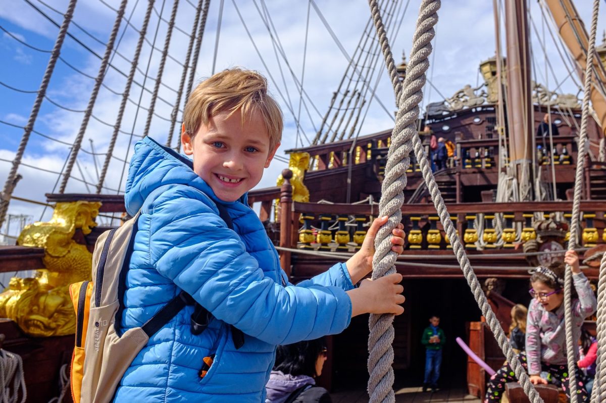 A l'abordage du Neptune sur le port de Gênes