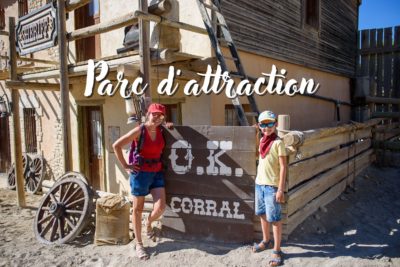 Parc d'attraction OK Corral avec Charlotte et Maxime