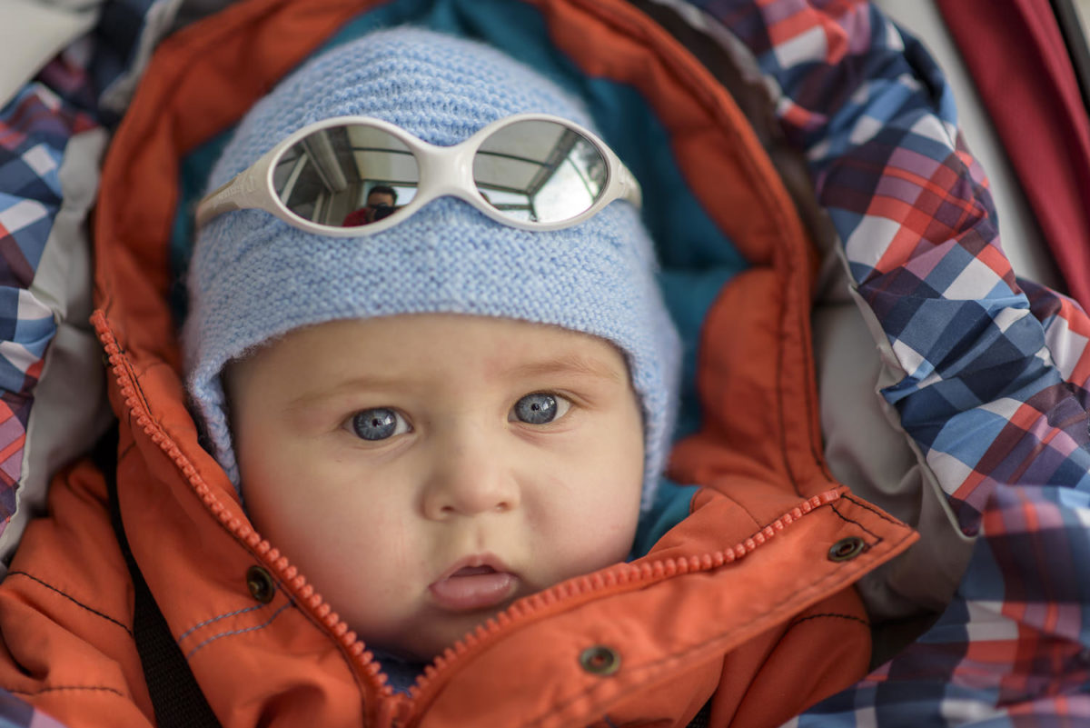 Voyager avec un bébé de 3 mois : les vêtements chauds